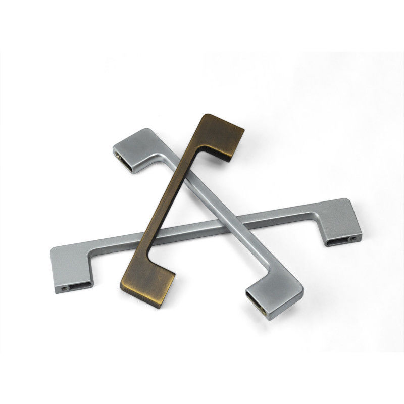 96mm Zinklegierung Quadrat T Bar Silber Türgriffe für die Küche
